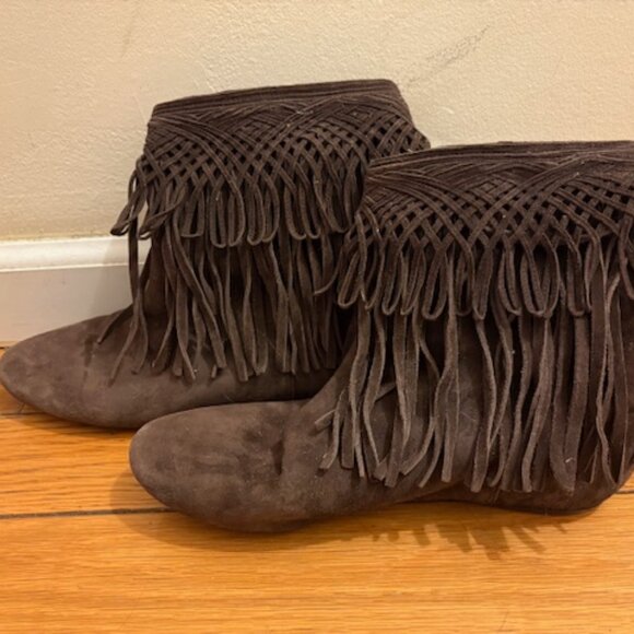 Dior Brown Suede Fringe Booties, Size 39.5, Damaged Right Heel - Picture 2 of 11